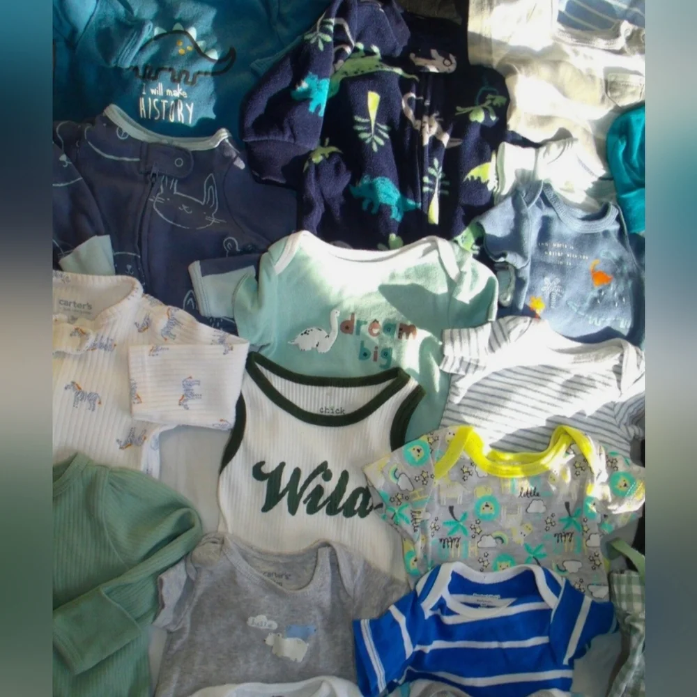 10 Piece 3 & 3-6 Month Boy Baby clothes lot bundle 8 Used 2 New - Picture 2 of 5